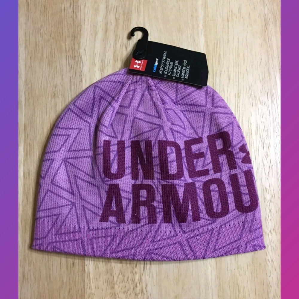 NWT GIRLS YOUTH UNDER ARMOUR COLDGEAR BEANIE